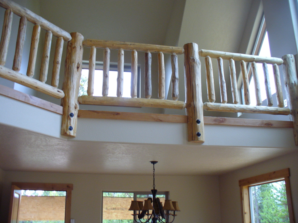 Cabin Style Construction on Crescent Lake